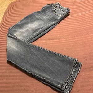 Women’s Baby Bootcut jeans. Great condition, soft and comfortable jeans!